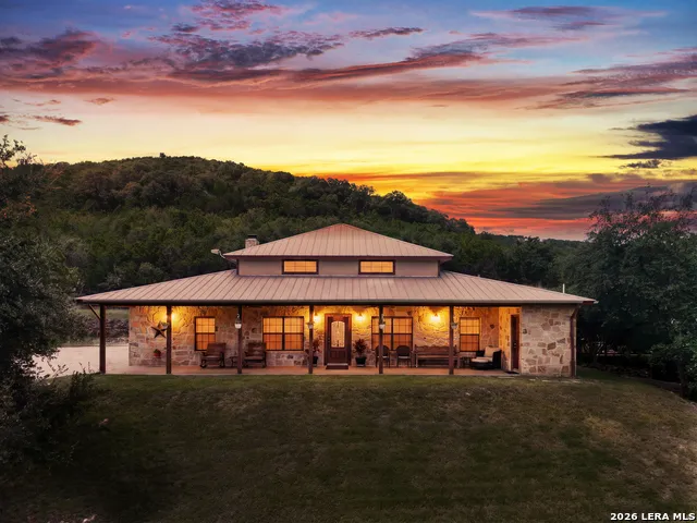 59 Deer Run Trail Concan, TX 78838