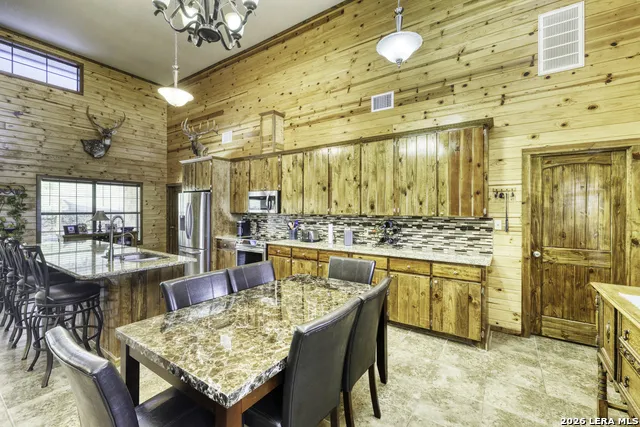 59 Deer Run Trail Concan, TX 78838