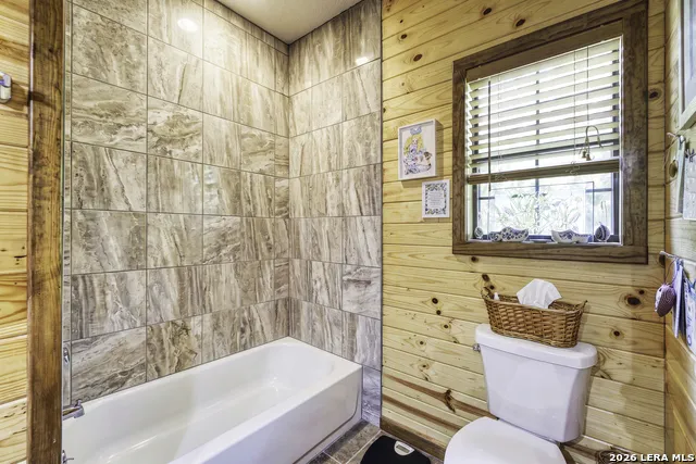 59 Deer Run Trail Concan, TX 78838
