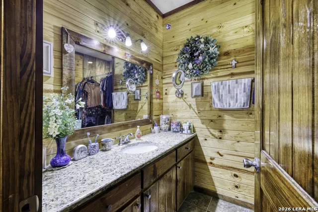 59 Deer Run Trail Concan, TX 78838