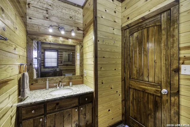 59 Deer Run Trail Concan, TX 78838