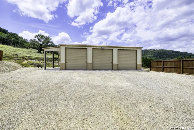 59 Deer Run Trail Concan, TX 78838