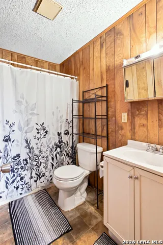 13073 FM 775 La Vernia, TX 78121