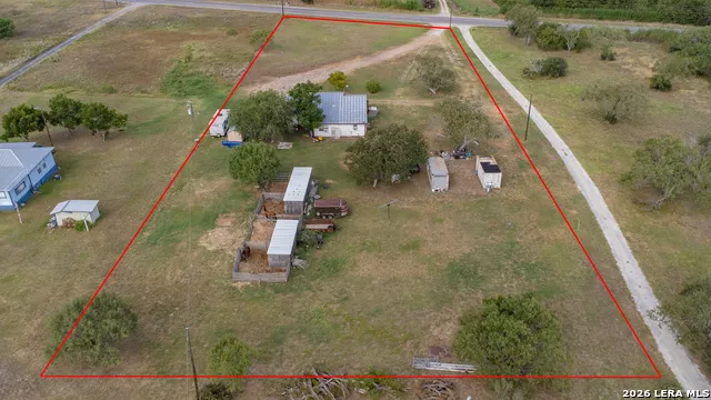 13073 FM 775 La Vernia, TX 78121
