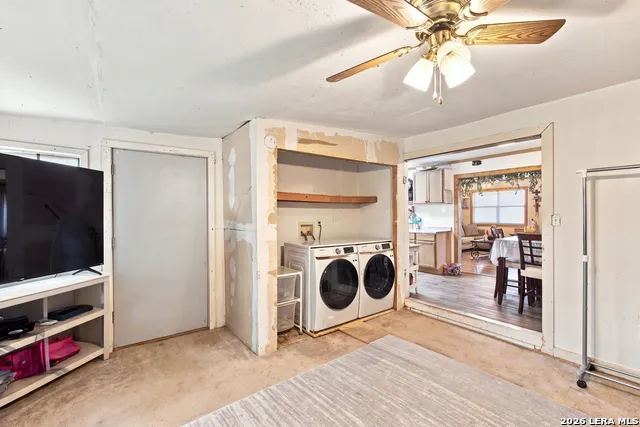 13073 FM 775 La Vernia, TX 78121
