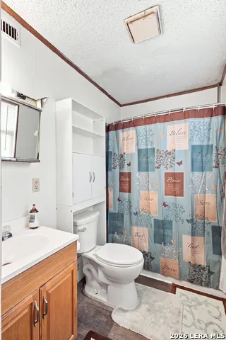 13073 FM 775 La Vernia, TX 78121