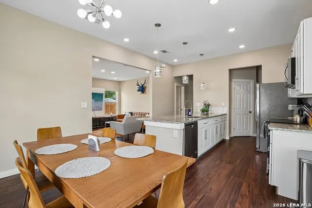 706 S OLIVE ST San Antonio, TX 78203