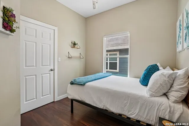 706 S OLIVE ST San Antonio, TX 78203
