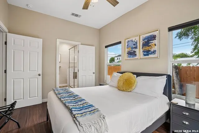 706 S OLIVE ST San Antonio, TX 78203