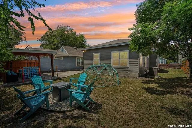 706 S OLIVE ST San Antonio, TX 78203