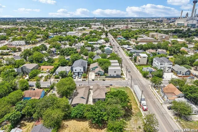 706 S OLIVE ST San Antonio, TX 78203