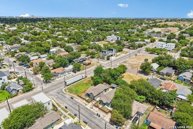706 S OLIVE ST San Antonio, TX 78203