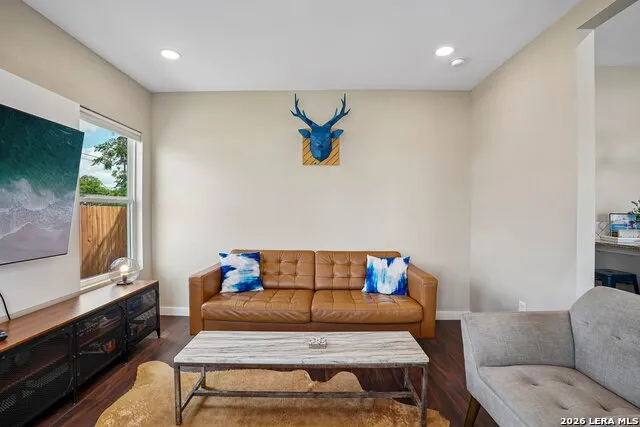 706 S OLIVE ST San Antonio, TX 78203