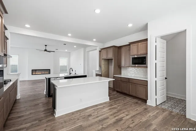 2243 Altiplano San Antonio, TX 78245