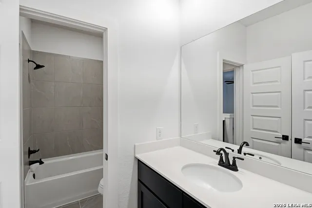 2243 Altiplano San Antonio, TX 78245