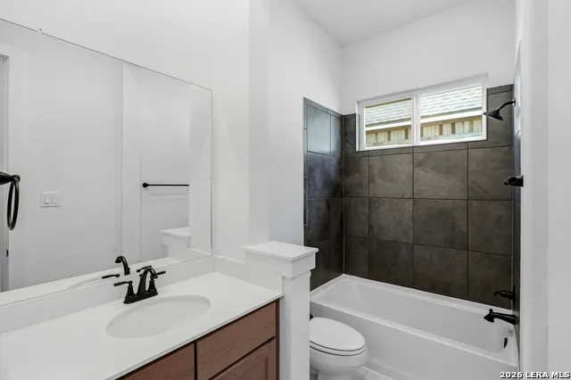 2243 Altiplano San Antonio, TX 78245