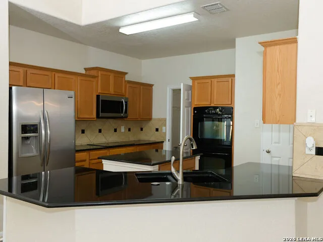 1202 Murray Winn Windcrest, TX 78239