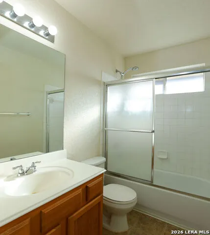 1202 Murray Winn Windcrest, TX 78239