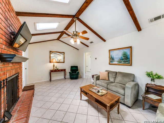 302 Cordoba Universal City, TX 78148