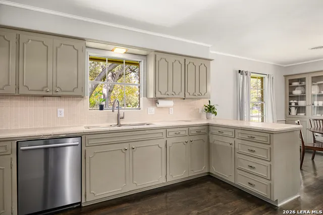 200 Sir Arthur Ct Castle Hills, TX 78213