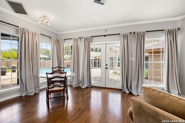 200 Sir Arthur Ct Castle Hills, TX 78213