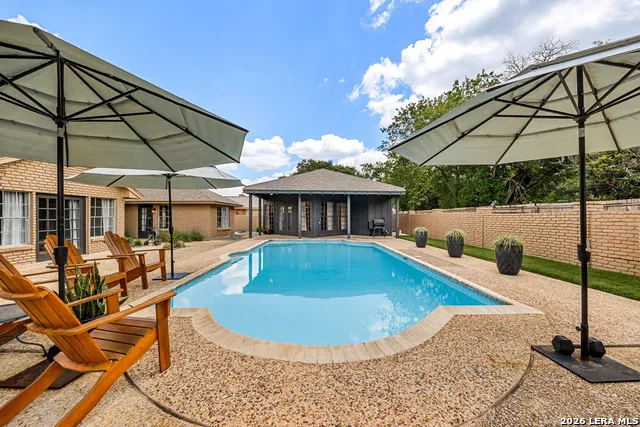 200 Sir Arthur Ct Castle Hills, TX 78213