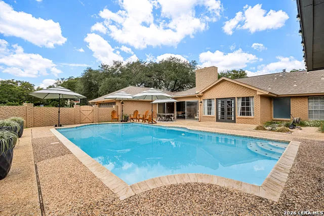 200 Sir Arthur Ct Castle Hills, TX 78213