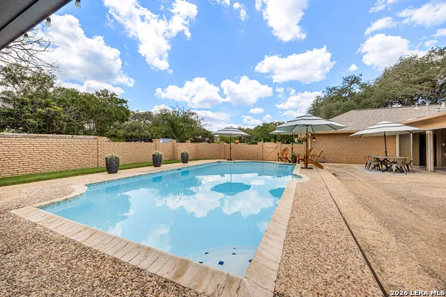 200 Sir Arthur Ct Castle Hills, TX 78213