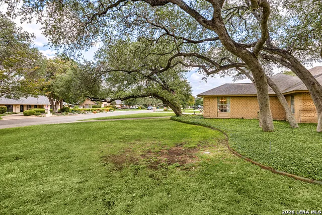 200 Sir Arthur Ct Castle Hills, TX 78213