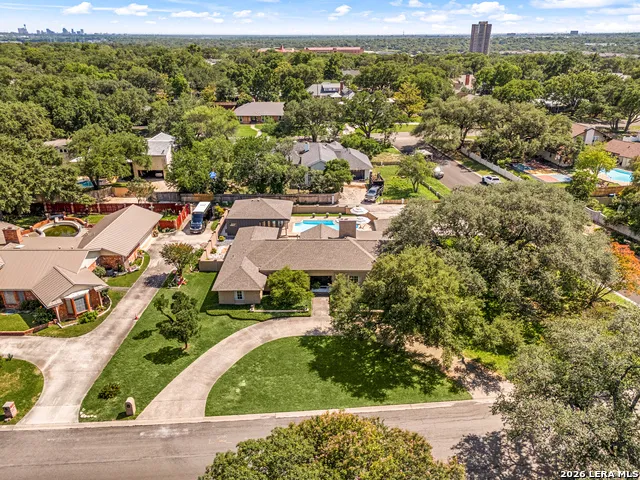 200 Sir Arthur Ct Castle Hills, TX 78213