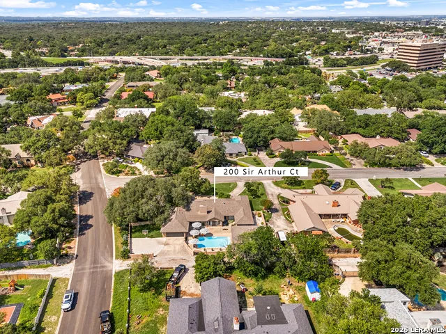 200 Sir Arthur Ct Castle Hills, TX 78213