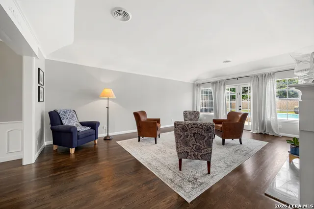 200 Sir Arthur Ct Castle Hills, TX 78213