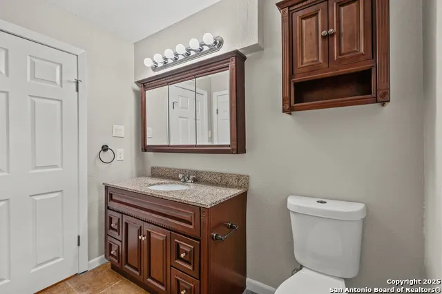 224 LOWER CRABAPPLE RD Fredericksburg, TX 78624