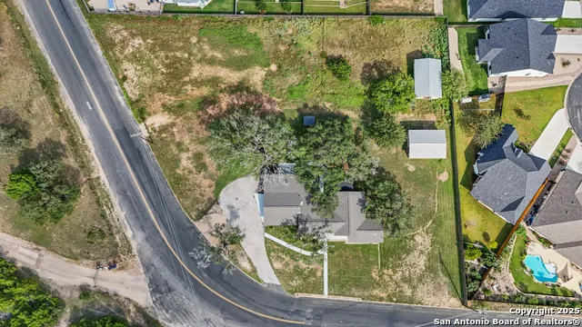 224 LOWER CRABAPPLE RD Fredericksburg, TX 78624
