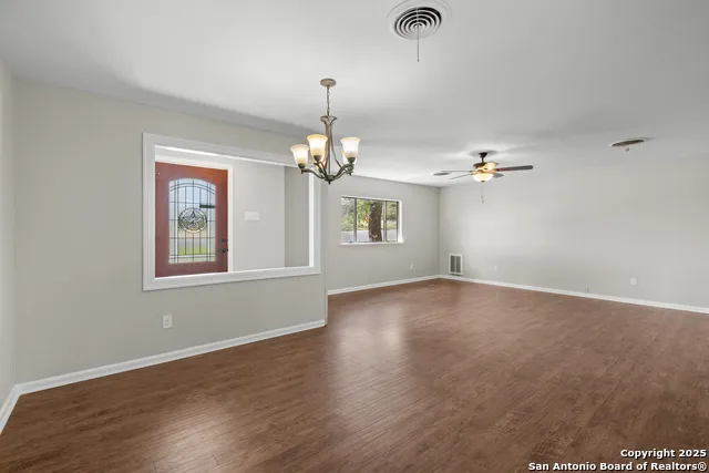 224 LOWER CRABAPPLE RD Fredericksburg, TX 78624