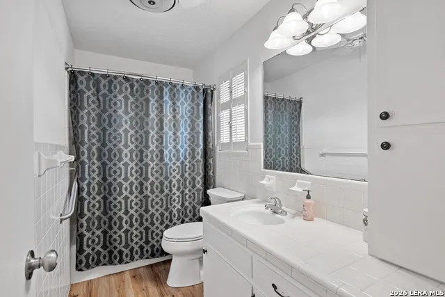 708 Mockingbird Lane Kerrville, TX 78028