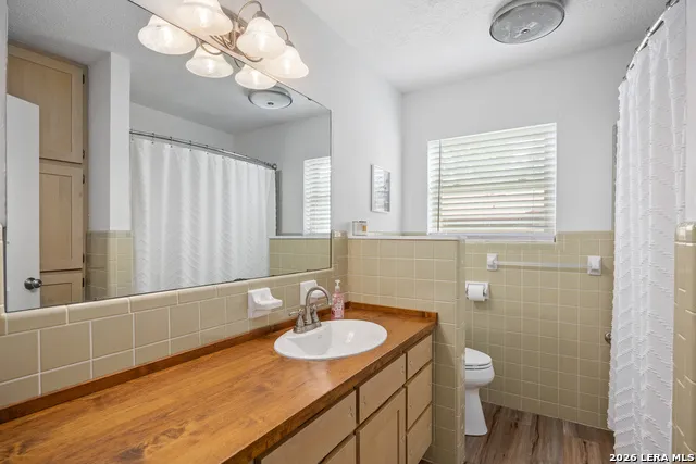 708 Mockingbird Lane Kerrville, TX 78028
