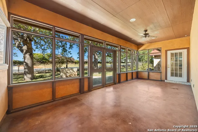 1200 Doe Run Fredericksburg, TX 78624
