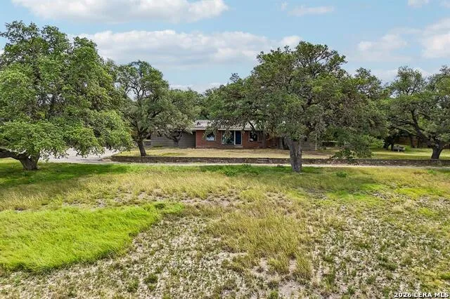 1876 ROCKY RD Blanco, TX 78606