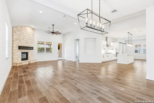 2233 Hoja Ave New Braunfels, TX 78132