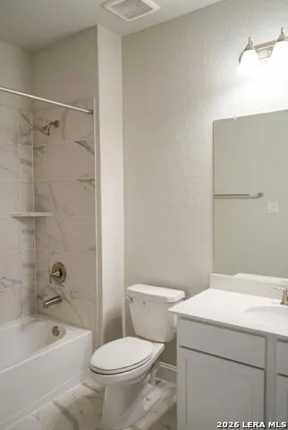 4197 Garden Path Marion, TX 78124