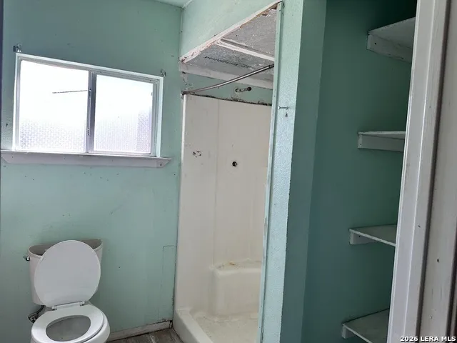 831 BRIGHTON San Antonio, TX 78211