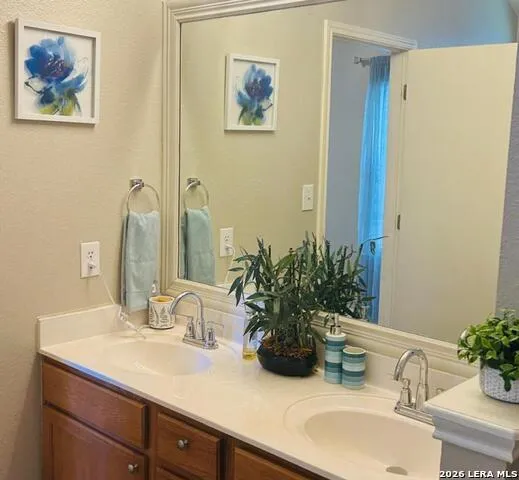 8511 SNAKEWEED DR Converse, TX 78109