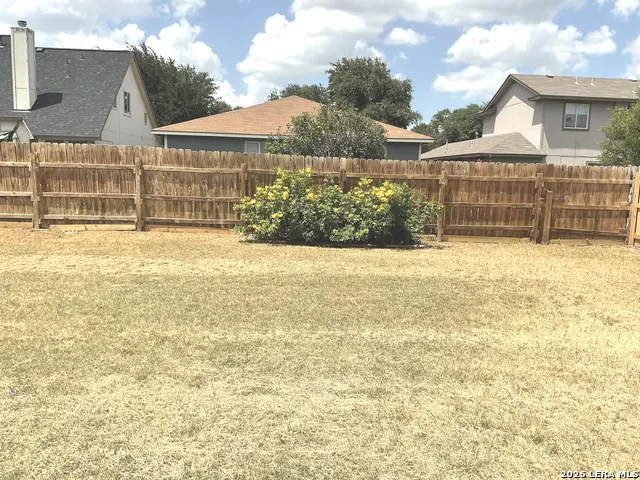 8511 SNAKEWEED DR Converse, TX 78109