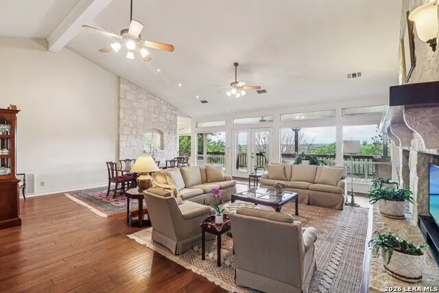 1904 SUMMIT RIDGE DR Kerrville, TX 78028