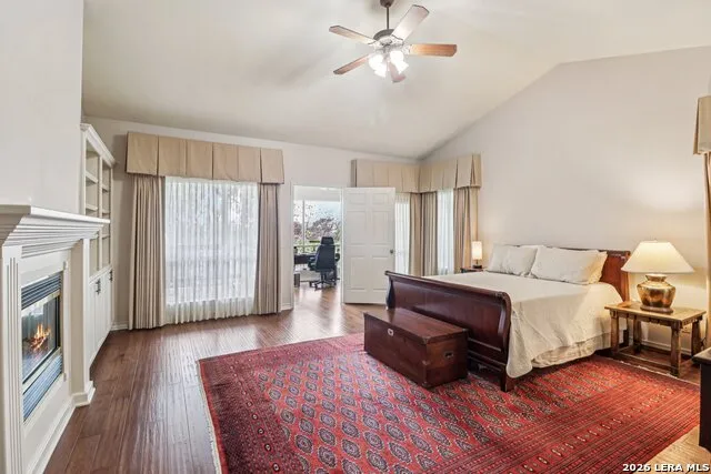 1904 SUMMIT RIDGE DR Kerrville, TX 78028