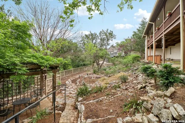 1904 SUMMIT RIDGE DR Kerrville, TX 78028