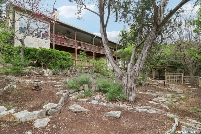 1904 SUMMIT RIDGE DR Kerrville, TX 78028
