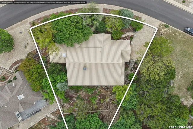 1904 SUMMIT RIDGE DR Kerrville, TX 78028