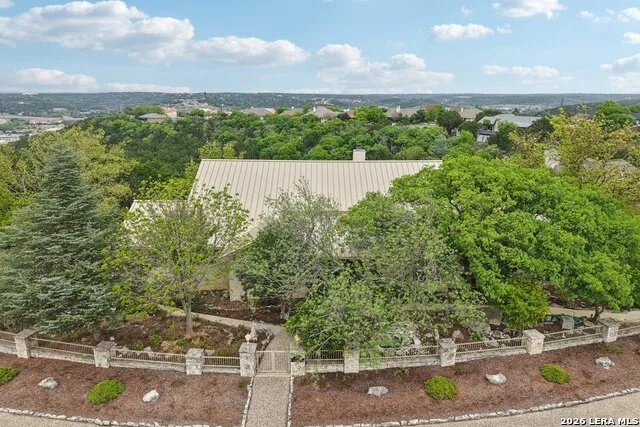 1904 SUMMIT RIDGE DR Kerrville, TX 78028
